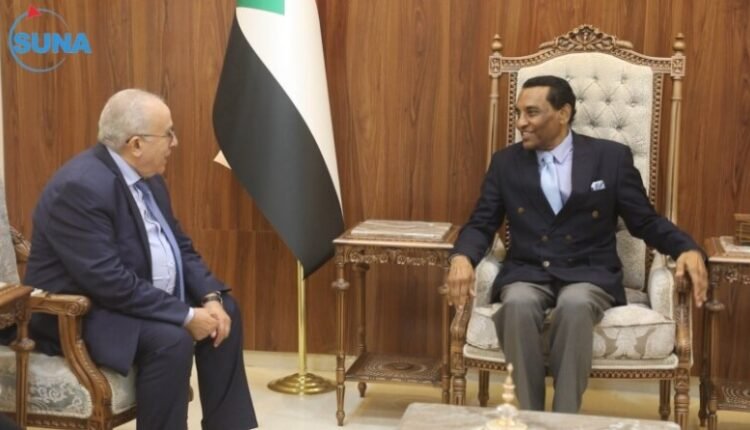 رئيس وزراء السودان ومبعوث غوتريتش
